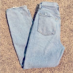 Abercrombie &Fitch The 90 Straight Ultra High Rise 28 / 6Short